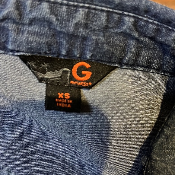 Guess Denim Button Down size XS - Picture 6 of 7